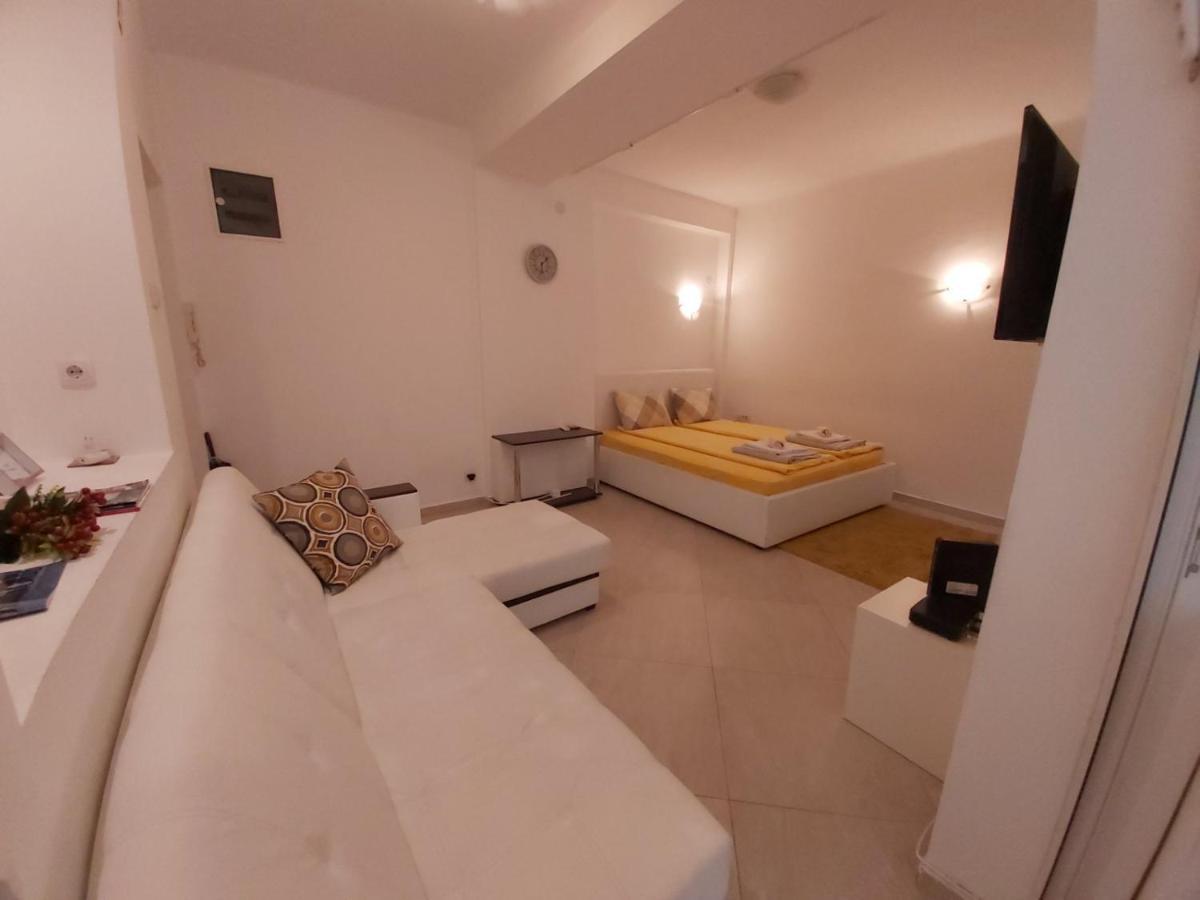 Ferienwohnung White Pearl Belgrad Exterior foto