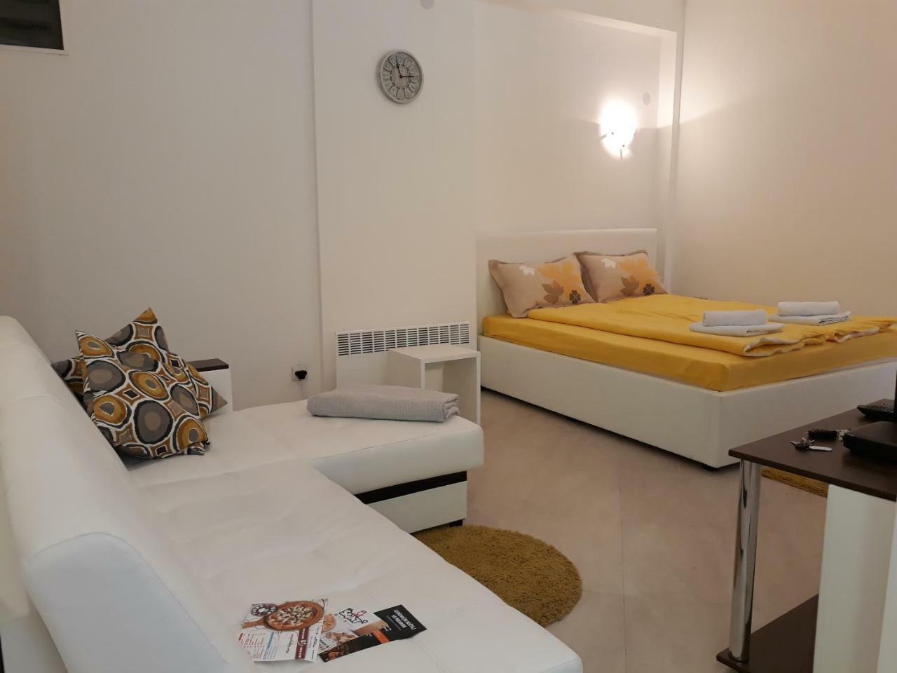 Ferienwohnung White Pearl Belgrad Exterior foto