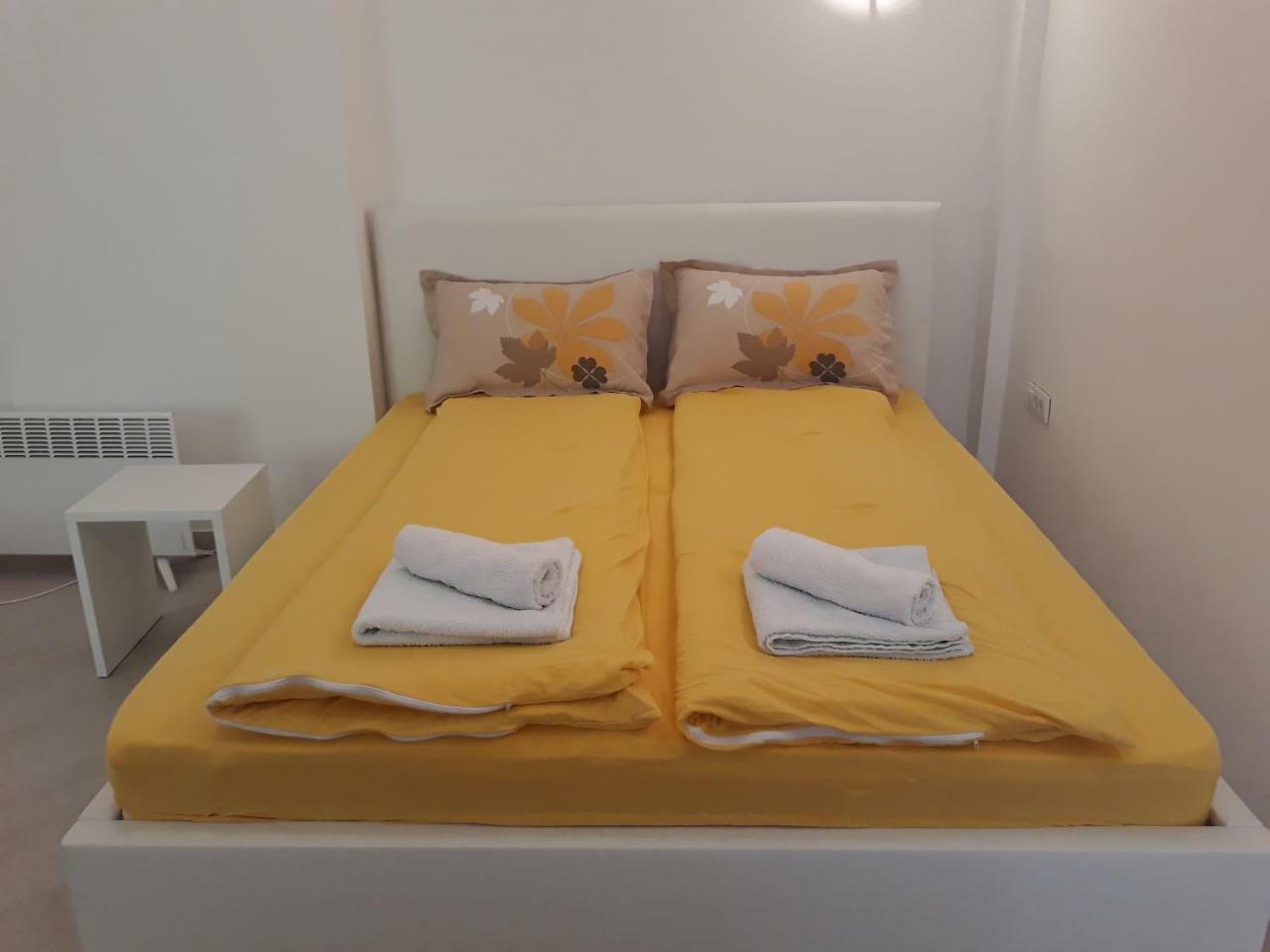 Ferienwohnung White Pearl Belgrad Exterior foto